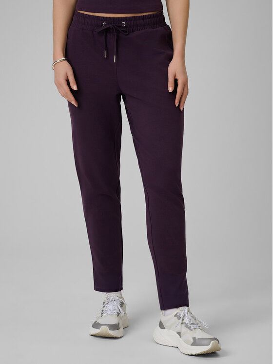 4F 4F Spodnie dresowe ESSENTIALS Fioletowy Regular Fit