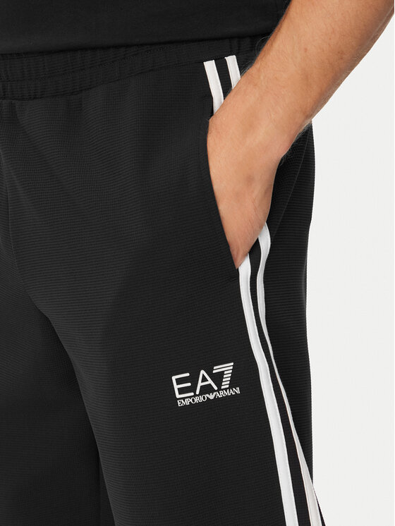 EA7 Emporio Armani EA7 Emporio Armani Dres 7M002490 AF26309 UC001 Czarny Regular Fit