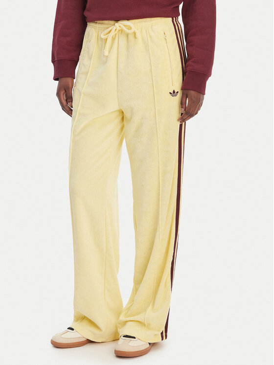 adidas Pantaloni trening Terry Towel Firebird KQ6662 Galben Loose Fit