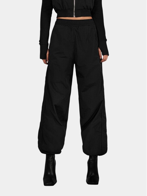 MADE BY SOCIETY MADE BY SOCIETY Spodnie materiałowe Pantaloni RHYTHM - P27767 Czarny Basic Fit