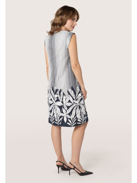 QUIOSQUE QUIOSQUE Sukienka codzienna 4UB002 Granatowy Regular Fit