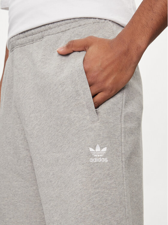 adidas adidas Sportshorts adicolor Trefoil IR6848 Grau Regular Fit