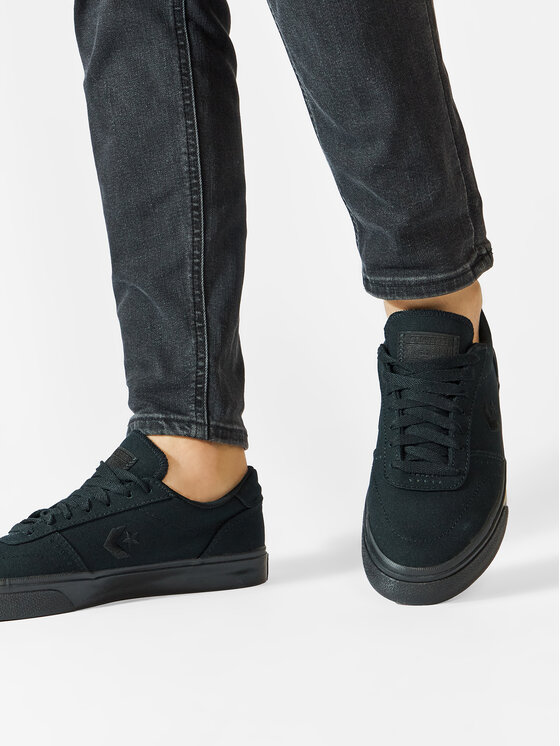 converse boulevard shoes