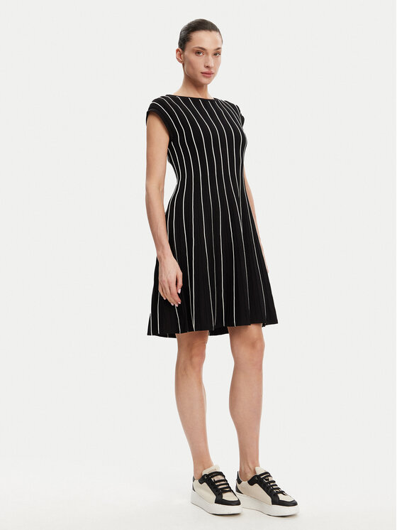 DKNY DKNY Vsakodnevna obleka DD4J8E21 Črna Regular Fit