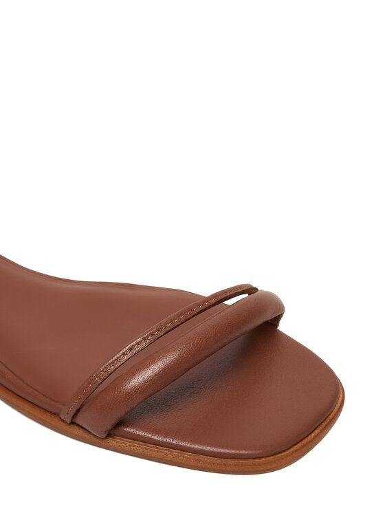 Patrizia Pepe Patrizia Pepe Sandali 8X0102/L026-B111 Marrone