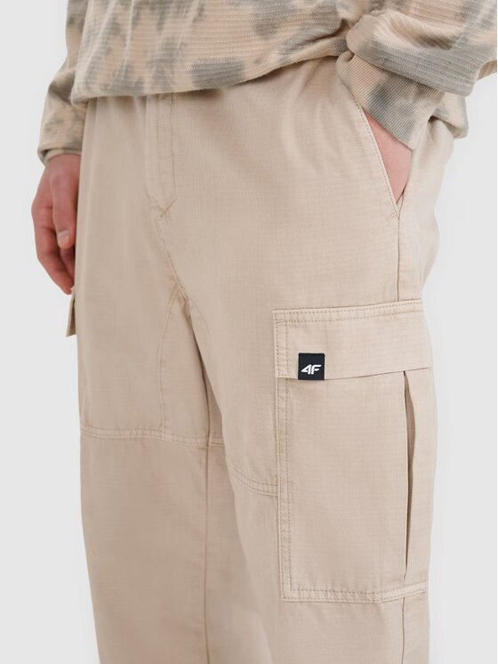 4F 4F Pantaloni di tessuto 4FRSS25TTROM1459-83S Marrone Regular Fit