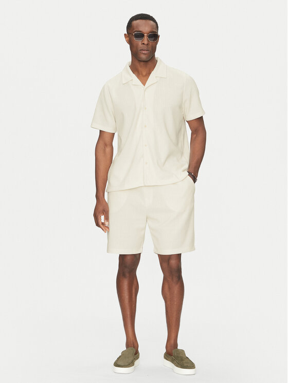 Guess Guess Pantaloni scurți sport M5GD41 KCRY0 Écru Regular Fit