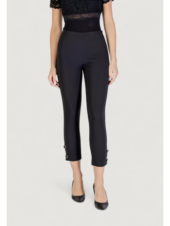 Rinascimento Rinascimento Pantaloni chino CFC0125414003 Nero Modern Fit