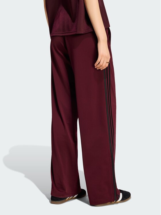 adidas adidas Pantaloni da tuta 159027 Rosso Loose Fit