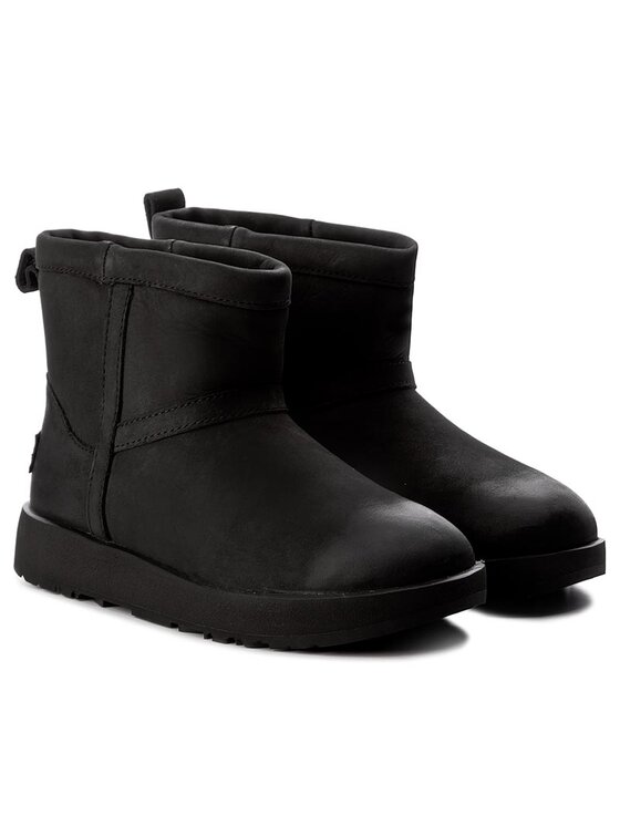 Leather on sale waterproof uggs