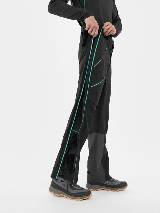 4F 4F Pantaloni da sci H4Z22SPMN005-22S Nero Regular Fit