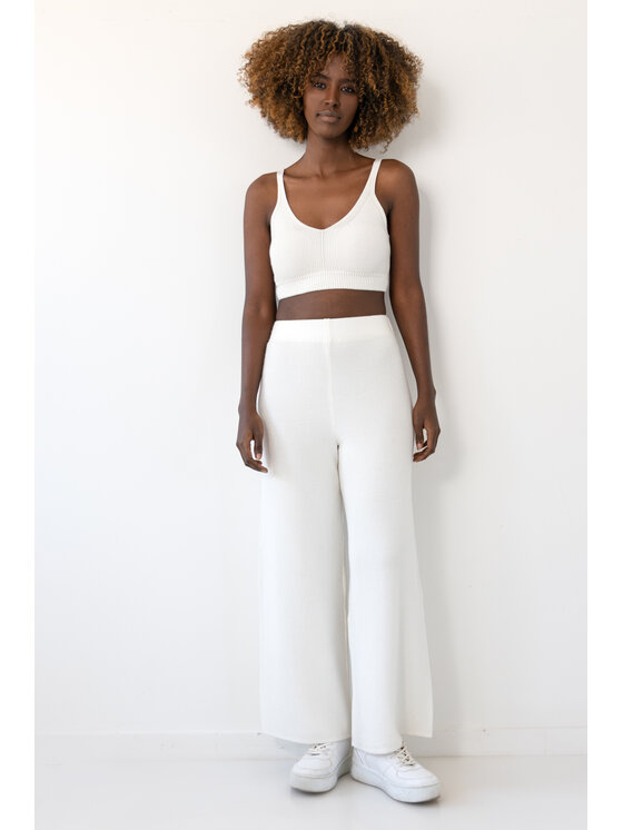 Fobya Fobya Spodnie dzianinowe F2031 Écru Basic Fit