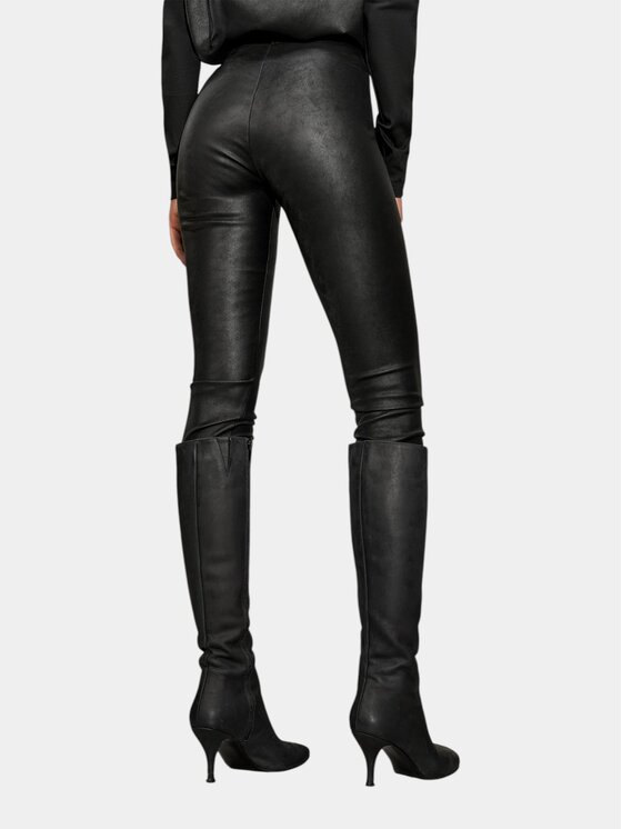 MADE BY SOCIETY MADE BY SOCIETY Spodnie materiałowe SATIN VOIR - P27803 Czarny Basic Fit