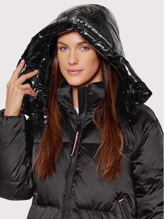 Tommy Hilfiger Tommy Hilfiger Пухено яке Gloss Matte Logo WW0WW33074 Черен Relaxed Fit