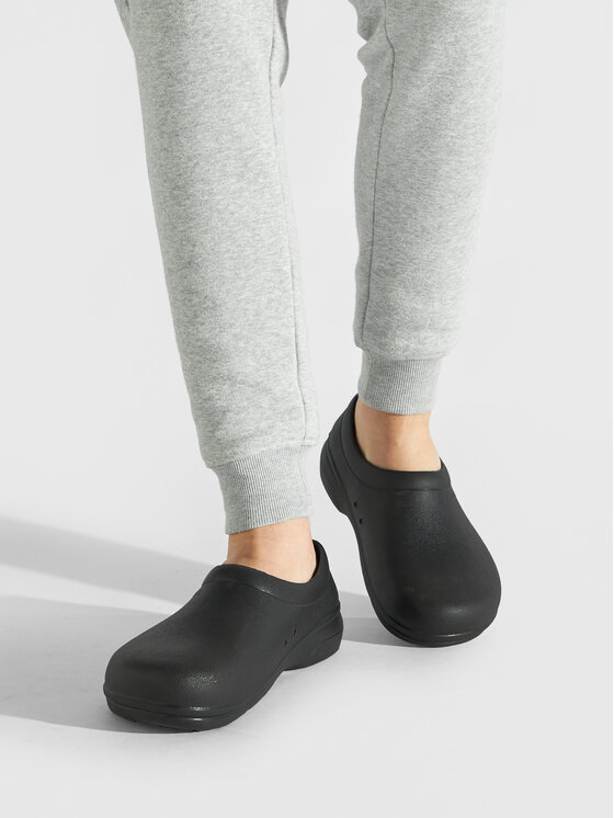 Crocs Crocs Pusbačiai On The Clock Work Slipon 205073 Juoda