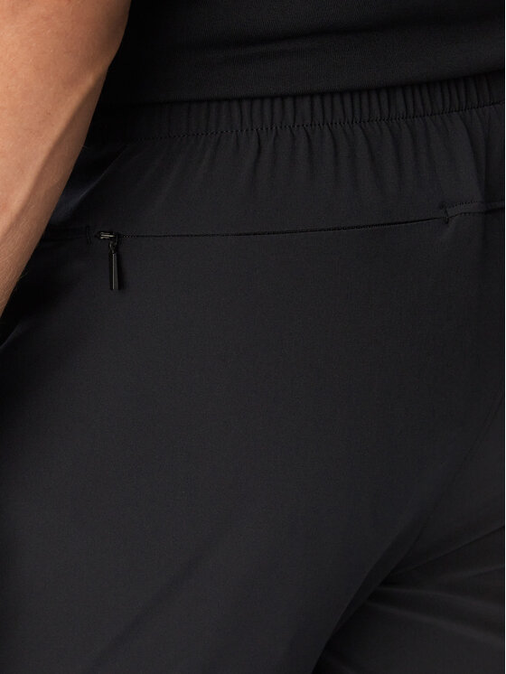 Under Armour Under Armour Sportinės kelnės Tech™ Utility 6013802 Juoda Regular Fit
