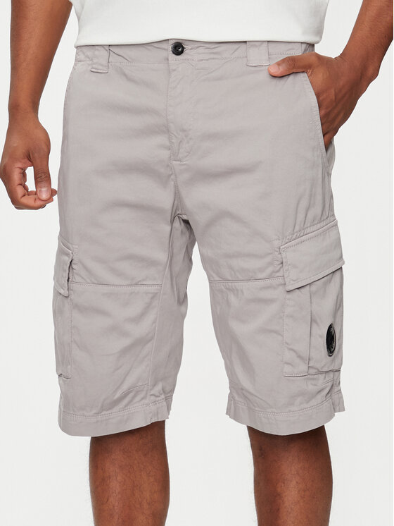 C.P. Company Kratke hlače iz tkanine 16CMBE116A005694G Siva Regular Fit