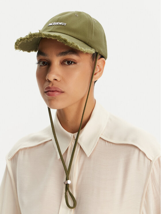 JACQUEMUS JACQUEMUS Cepure ar nagu 23E235AC452-5012 Haki