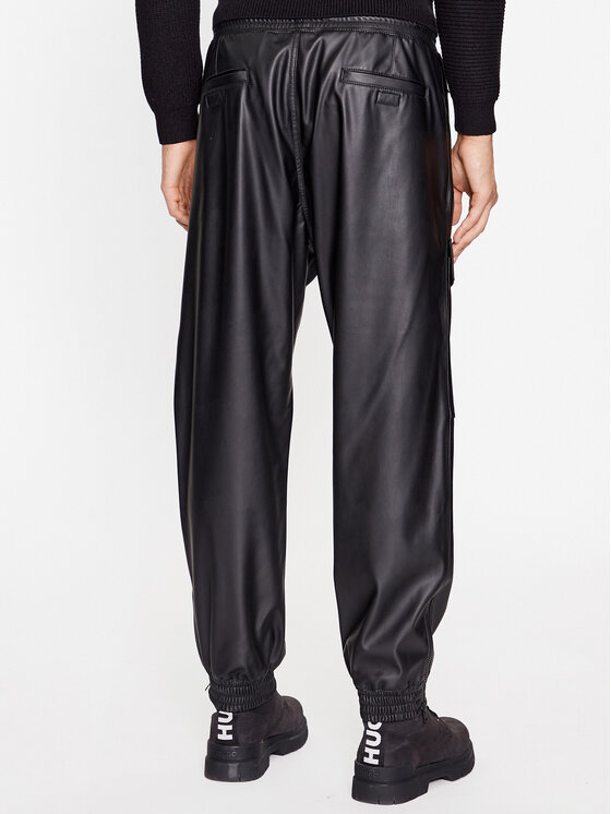 HUGO Hugo Tehisnahast püksid Ganno 234 50501246 Must Regular Fit