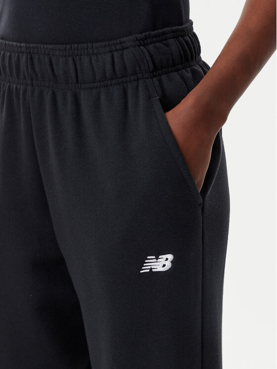 New Balance New Balance Долнище анцуг Essentials WP41500 Черен Relaxed Fit