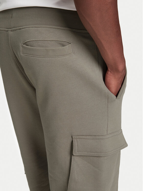 Guess Guess Pantaloni trening Z4YB08 KAIJ1 Kaki Regular Fit