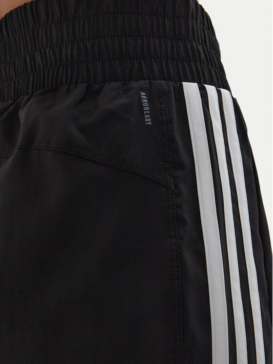 adidas adidas Sportske kratke hlače Pacer Training 3-Stripes IT7760 Crna Regular Fit