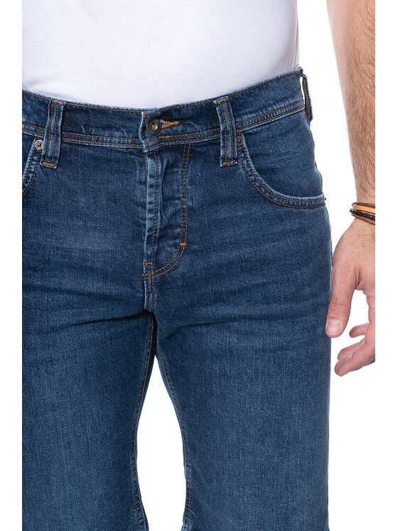 Mustang Mustang Szorty jeansowe CHICAGO SHORT Niebieski Slim Fit