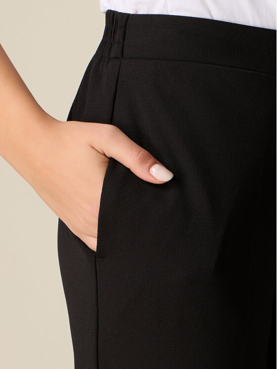 Oltre Oltre Spodnie materiałowe P273J102543N033 Czarny Regular Fit