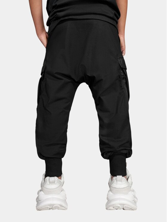 MADE BY SOCIETY MADE BY SOCIETY Spodnie materiałowe Vesper - P37889 Czarny Basic Fit