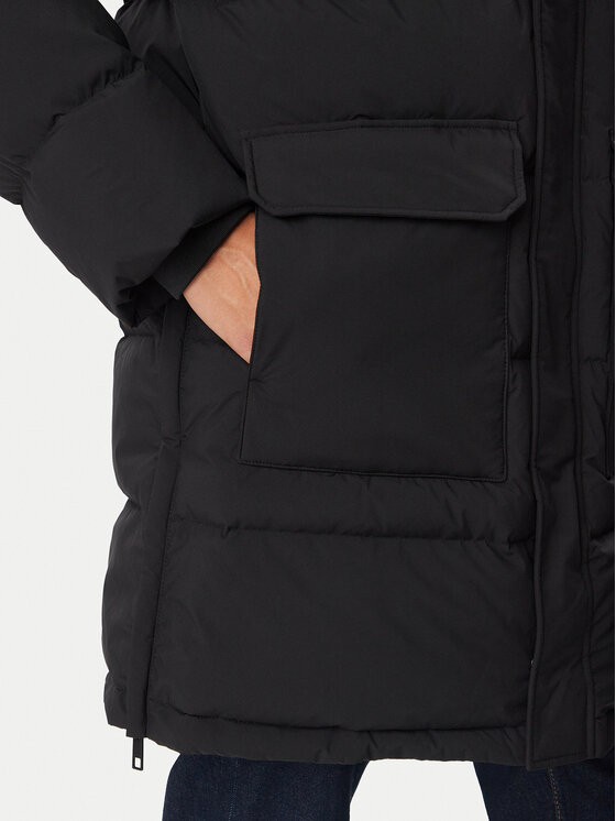 Calvin Klein Calvin Klein Pernata jakna Classic LV04LH507G Crna Regular Fit