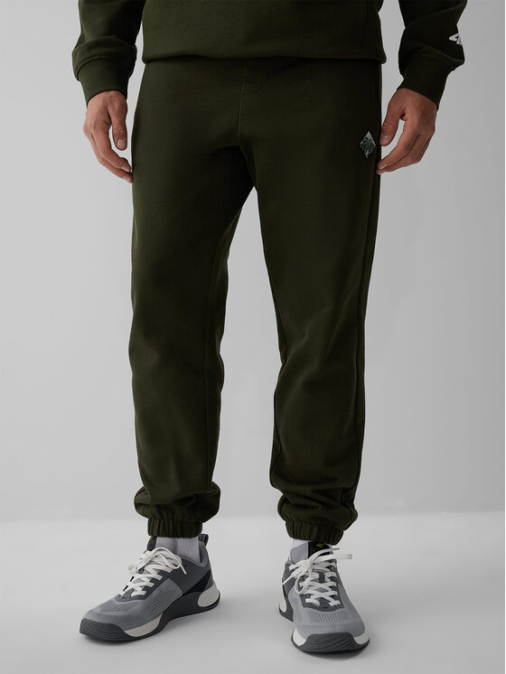 4F 4F Spodnie dresowe OVERLAND Khaki Regular Fit