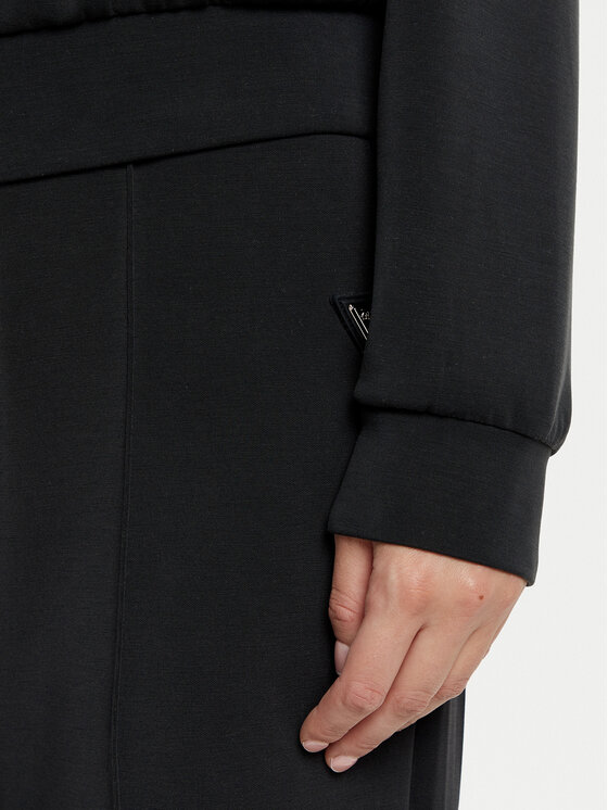 Guess Guess Mikina V5RQ10 KCAY2 Čierna Regular Fit