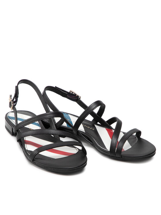 Tommy Hilfiger Tommy Hilfiger Sandalen Strappy Flat Sandal FW0FW06480 Schwarz