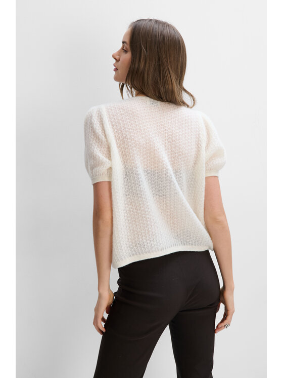Fobya Fobya Sweter F2025 Écru Basic Fit