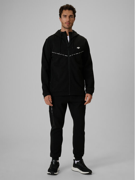 4F 4F Joggery STREFA KIBICA Czarny Regular Fit