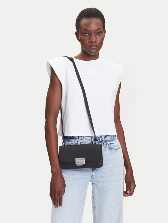 Tommy Jeans Tommy Jeans Käekott Tjw Fashionista Crossover AW0AW17306 Must