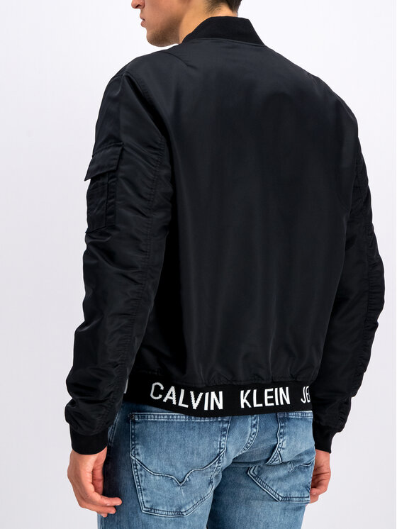 Calvin Klein Jeans Calvin Klein Jeans Bomber striukė J30J312526 Juoda Regular Fit