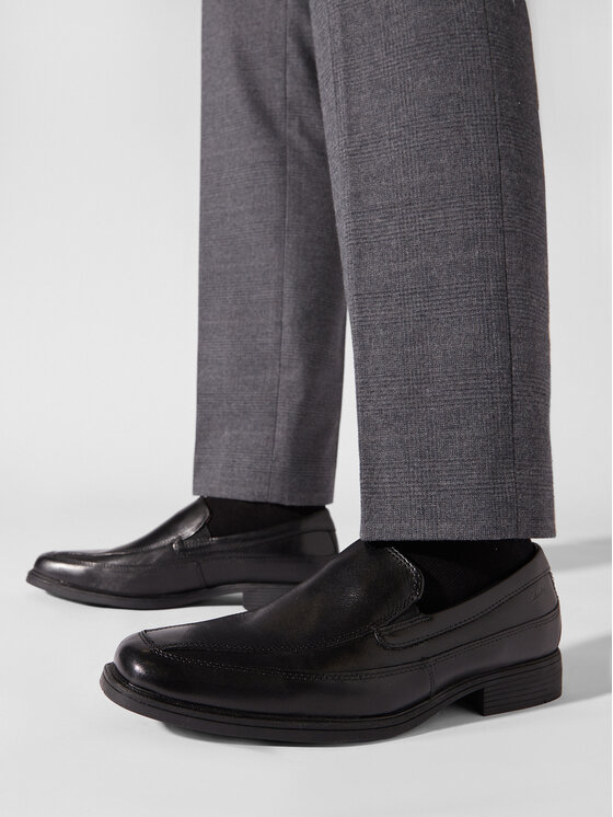 Clarks Clarks Lordsy Tilden Free 261103127 Czarny