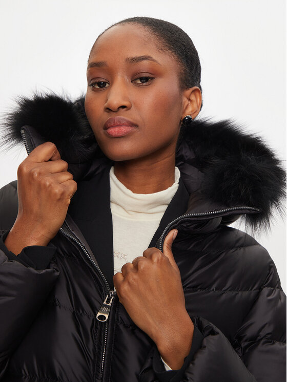Hetregó Hetregó Daunenjacke Hanna 8N602F Schwarz Regular Fit