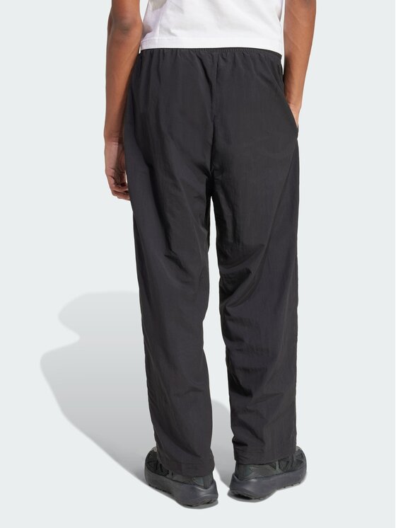 adidas adidas Spodnie materiałowe 151555 Czarny Loose Fit