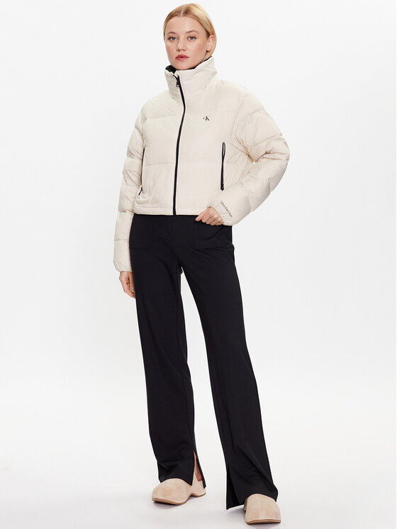 Calvin Klein Jeans Calvin Klein Jeans Μπουφάν πουπουλένιο J20J221649 Εκρού Cropped Fit
