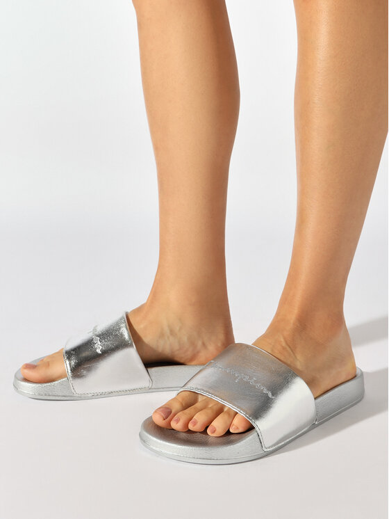 Champion Champion Παντόφλες S11562-EM007 Ασημί