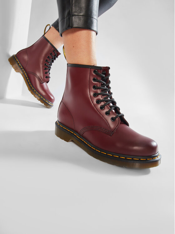 Dr. Martens Dr. Martens Lendurisaapad 1460 Smooth 11822600 Bordoopunane