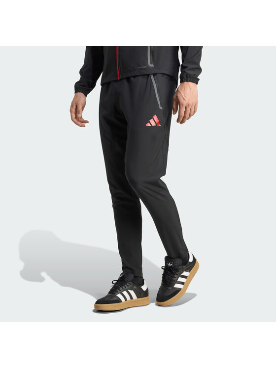 adidas adidas Spodnie dresowe Performance Liverpool FC Tiro 25 Competition Czarny Regular Fit