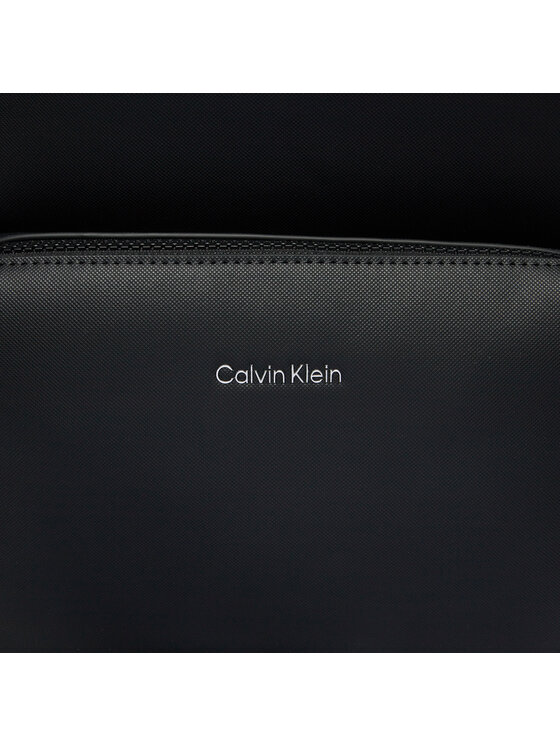 Calvin Klein Calvin Klein Nahrbtnik Ck Must Campus Bp K50K511220 Črna