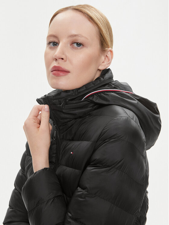 Tommy Hilfiger Tommy Hilfiger Žieminė striukė WW0WW39221 Juoda Regular Fit