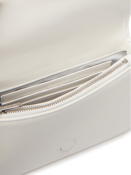 Calvin Klein Calvin Klein Torebka Ck Curved Wallet On Chain LV04F1153G Biały