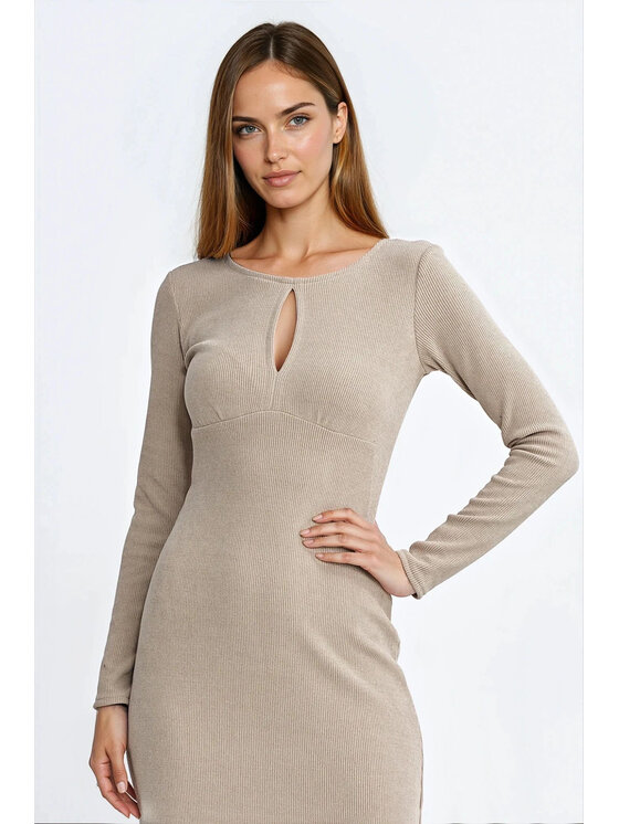NIFE NIFE Sukienka dzianinowa S283 Beżowy Regular Fit