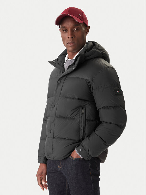 Tommy Hilfiger Tommy Hilfiger Geacă din puf MW0MW36569 Negru Regular Fit