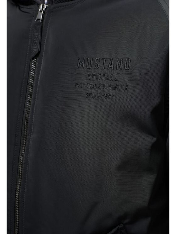 Mustang Mustang Bomber 1014470 4142 Nero Regular Fit